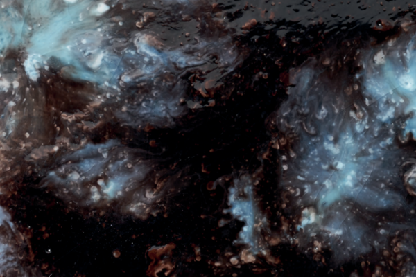 E10